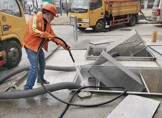 路北隔油池清理